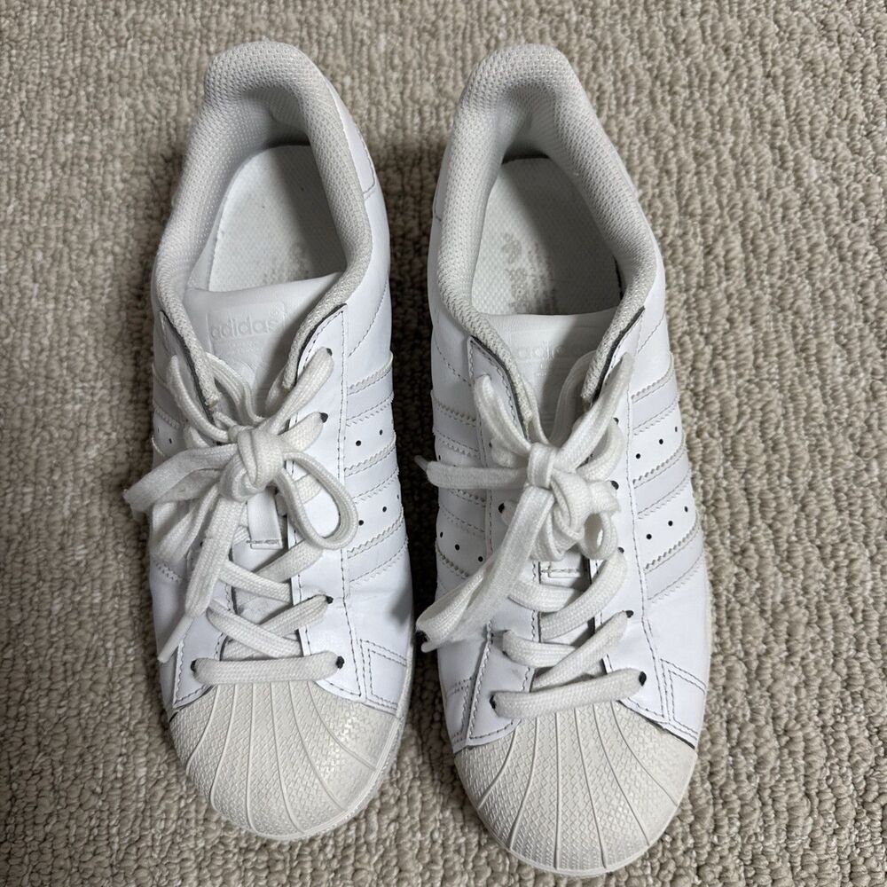 Women’s Adidas Original Superstar Shoes Triple White  EG4960 Size 7